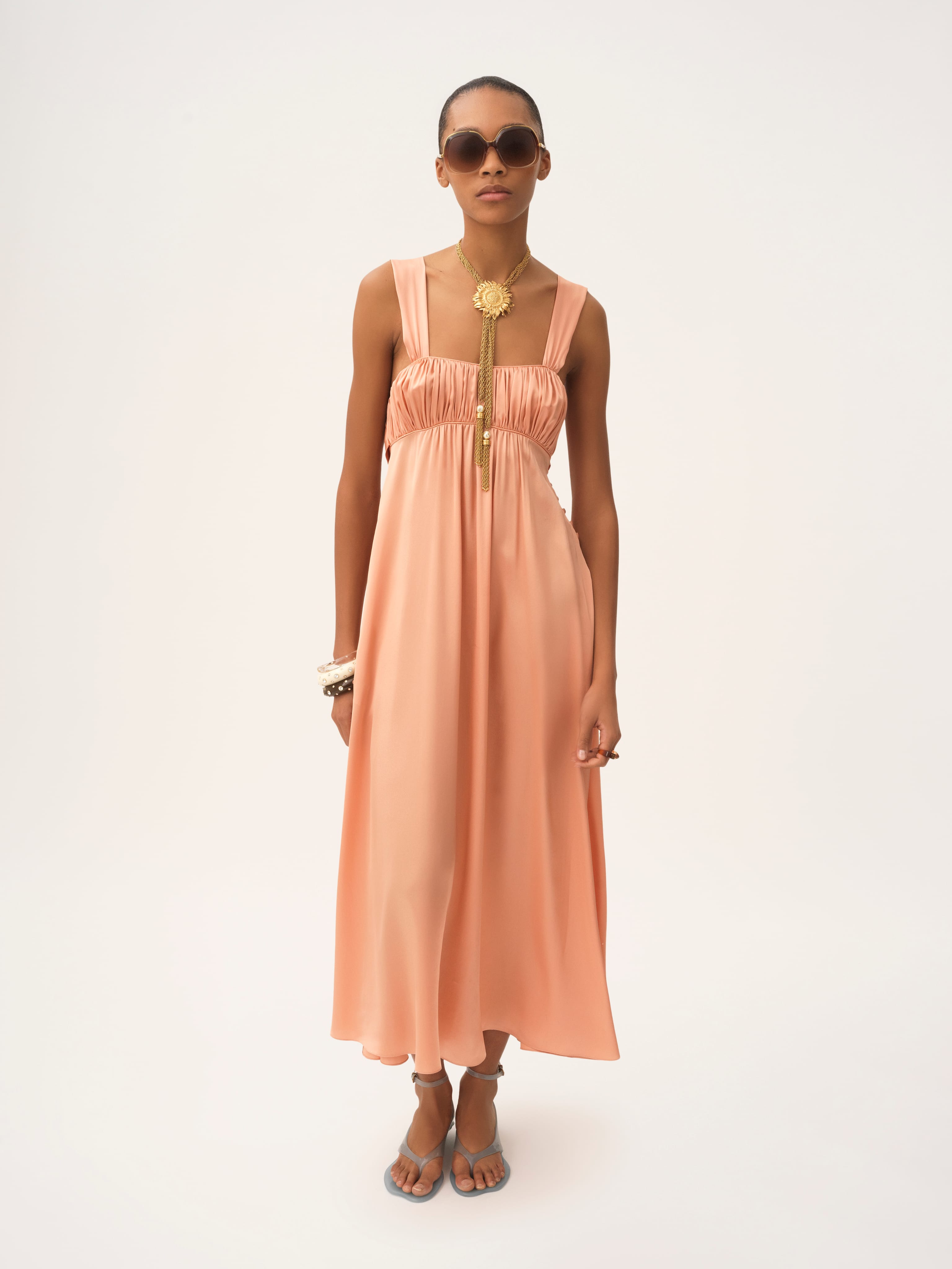 Sporty swimwear with matching sarong - A