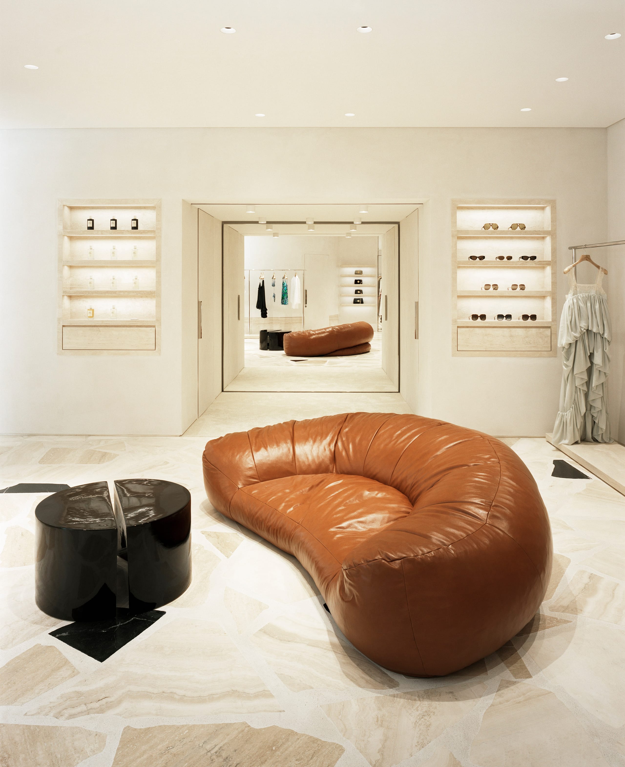 Montecarlo interior shop